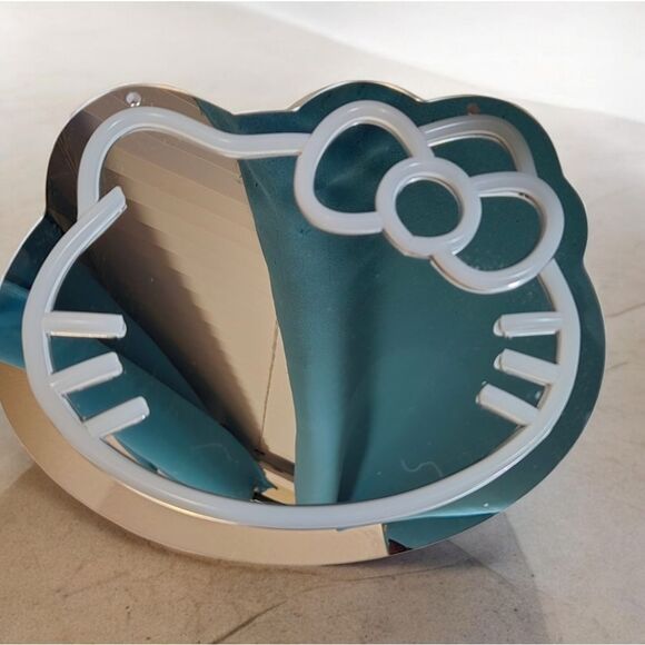 Hello Kitty LED Wall Mirror 9" Small Neon Pink Bow White Cat Face Light Up NEW - Picture 6 of 9